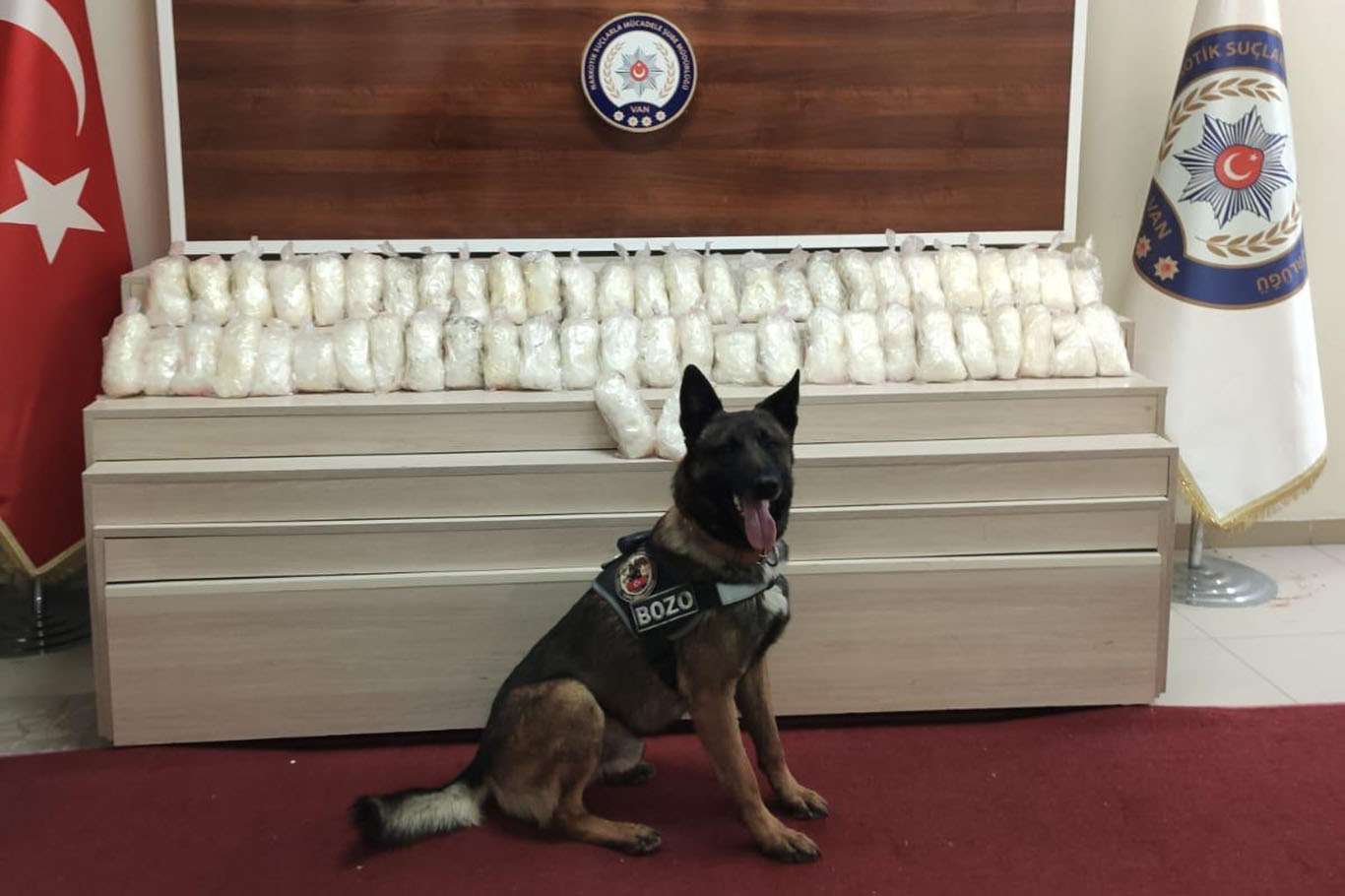 Van'da 15 kilogram uyuşturucu ele geçirildi